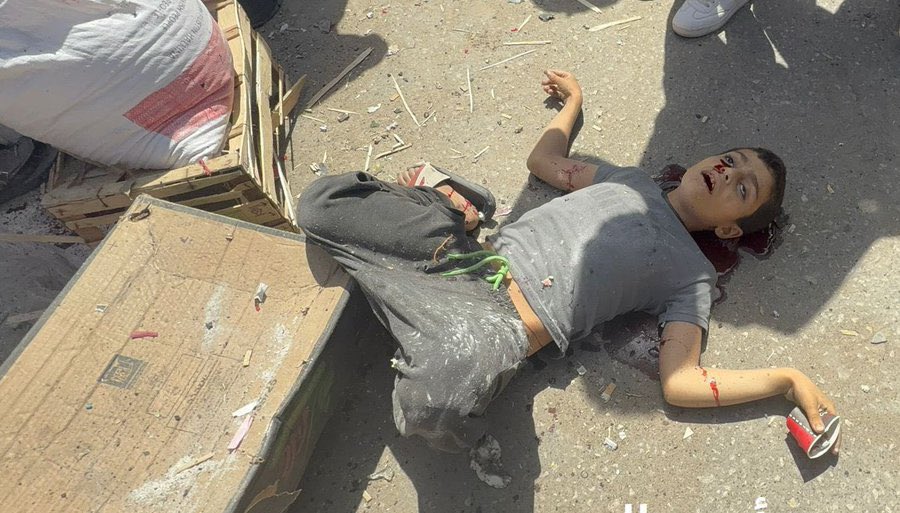 💥Intensive Israeli bombing east of Gaza, Jabalia, Deir al Balah and southeast of Khan Younis NOW..

Unfortunately, this has become a daily routine —two or three times a day.
Most times, it causes some causalities including serious injuries or deaths..