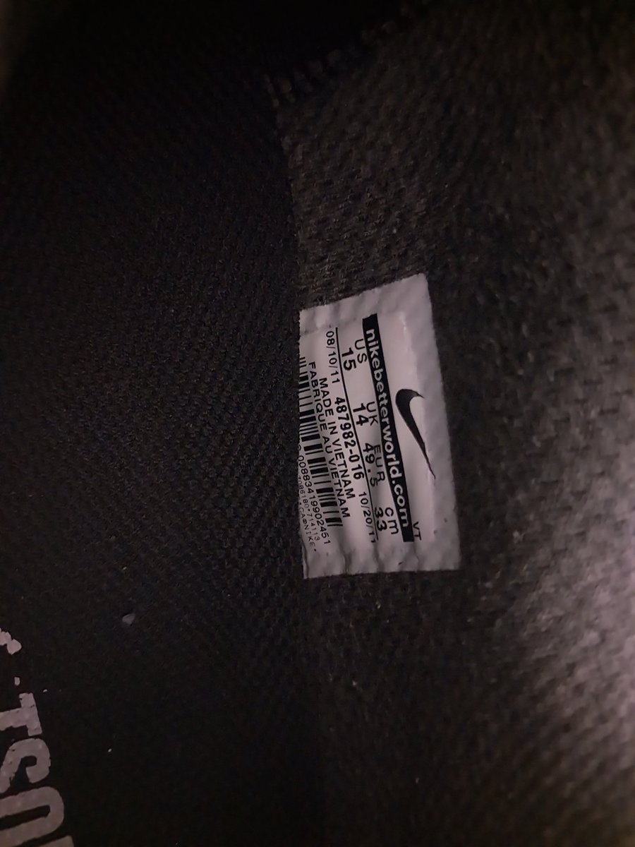 Bigfootlov3r's tweet image. Nike airmax 2012 looking to sell these to help get stuff home I had to leave in nv. Size 15 message for info. 

#Nike #Size15 #Forsale