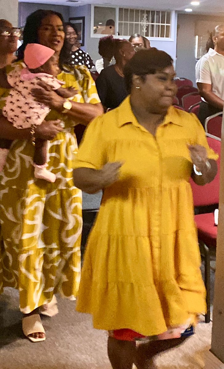 IFC_Ministries's tweet image. Today's panel discussion services,thought provoking and inspirational moments.
#discussions #viral #inspirational #service #BahamianTwitter