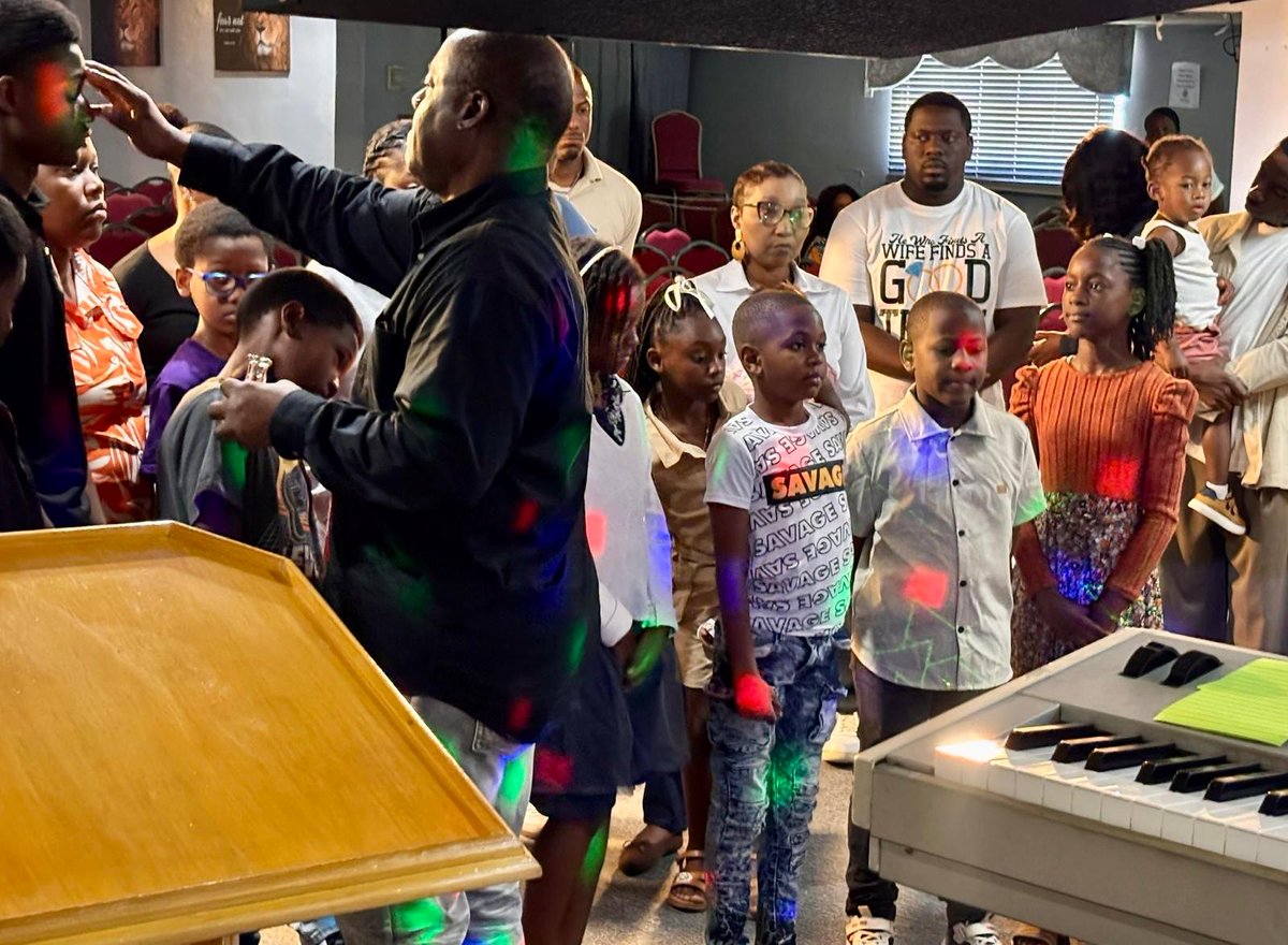 IFC_Ministries's tweet image. Today's panel discussion services,thought provoking and inspirational moments.
#discussions #viral #inspirational #service #BahamianTwitter