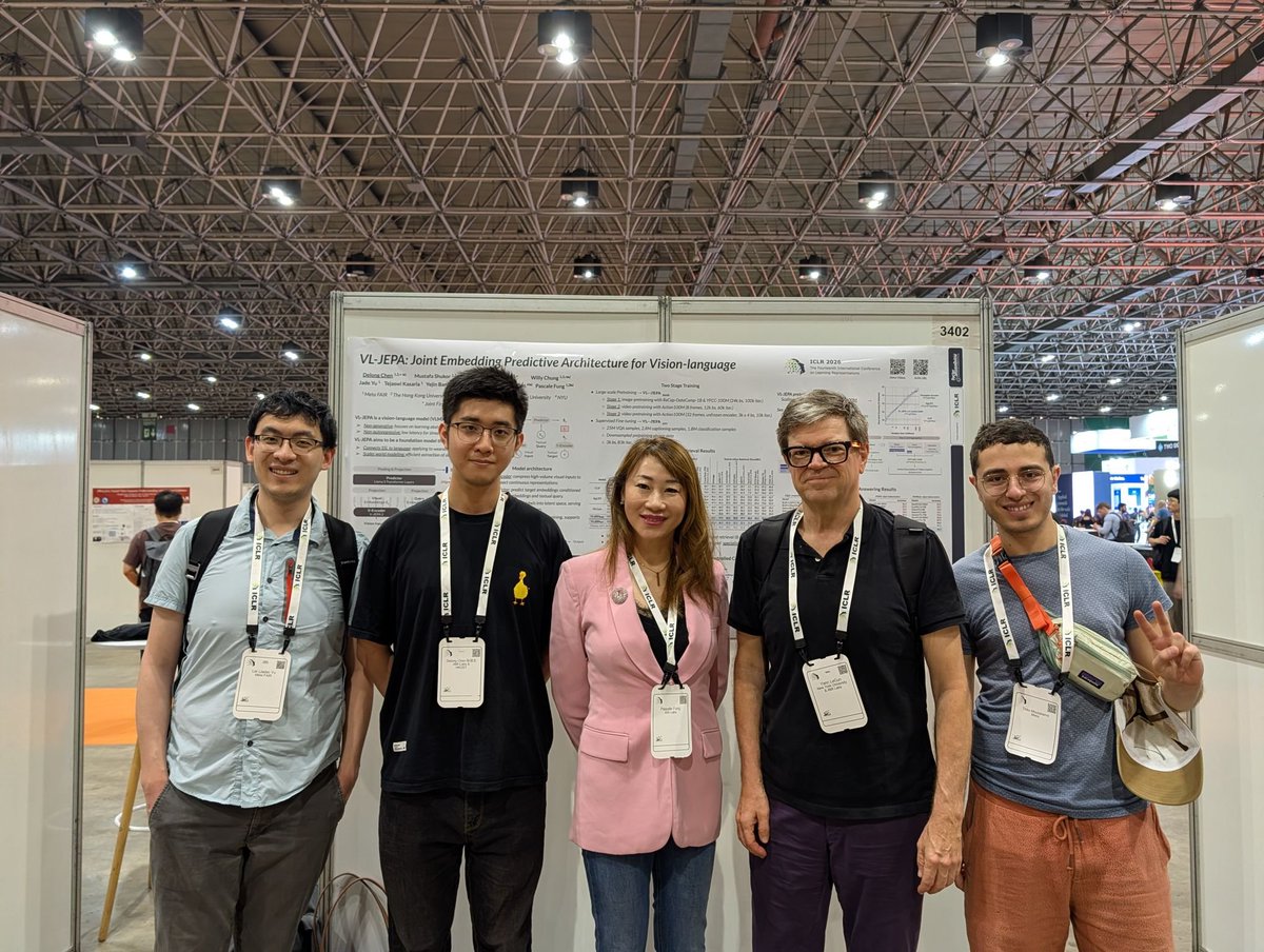 Delong Chen (陈德龙) tweet media