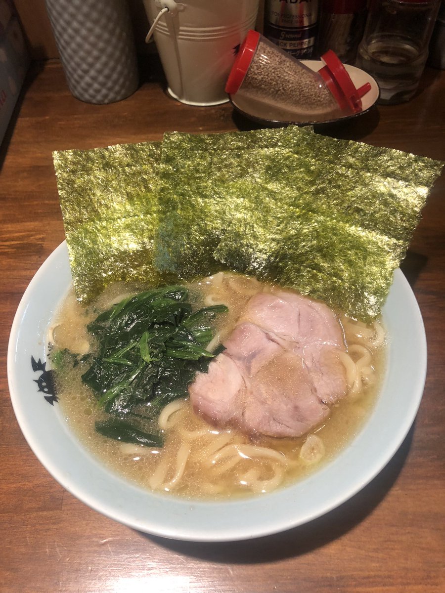 家系ラーメン 洞くつ家 tweet media
