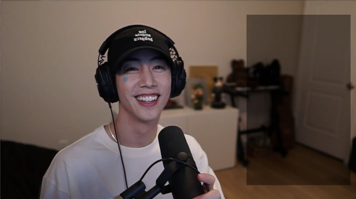 wwmarktuan's tweet image. Mark shared on twitch that MT2 will be out next year. But he will be releasing singles this year 😍
 
🔗twitch.tv/tuanzy?sr=a

#MarkTuan @marktuan @DNAmngmnt