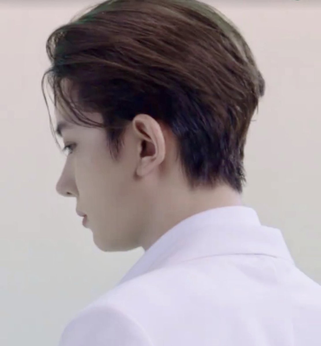 EVAN BASE tweet media