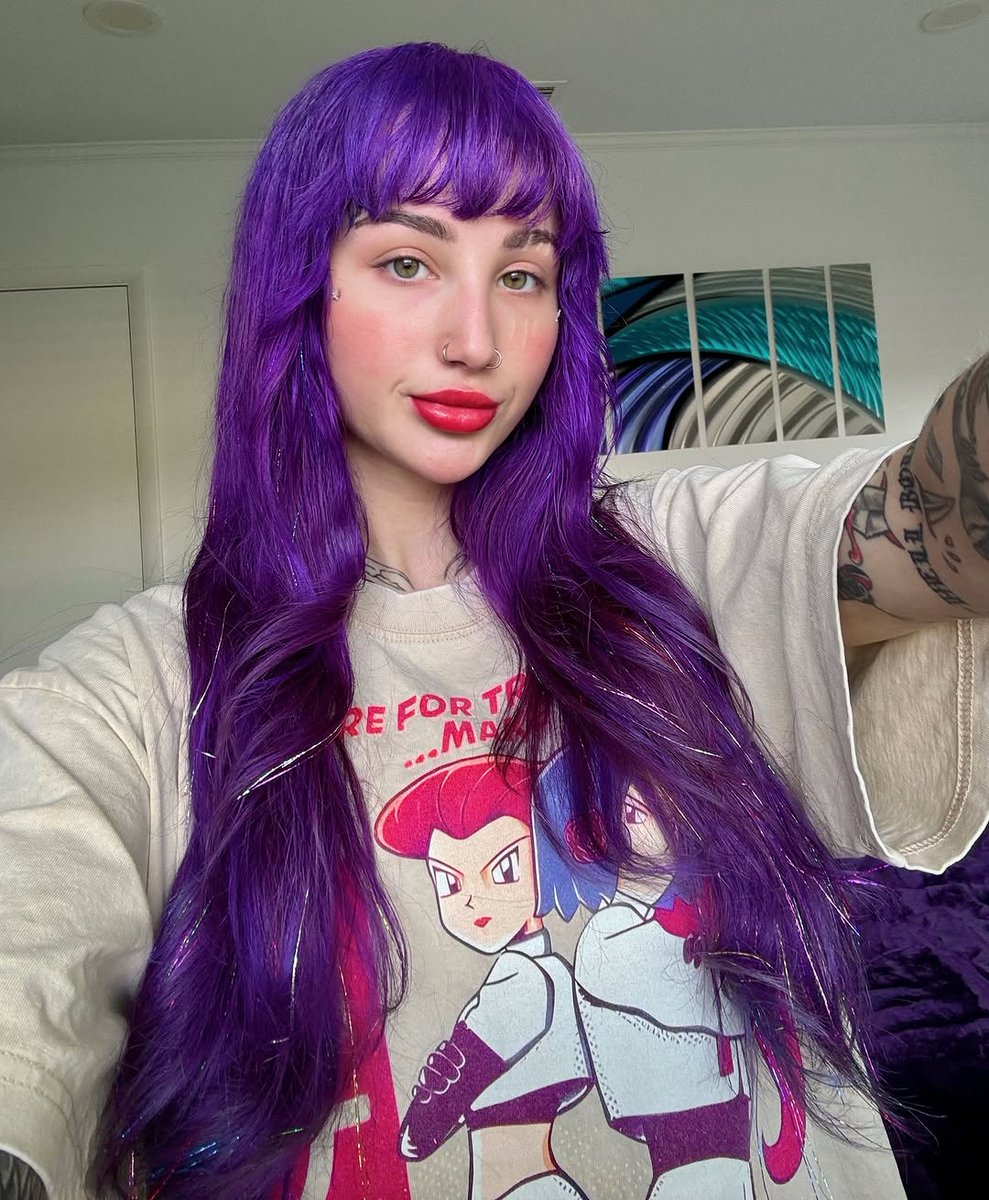 valericasuck688's tweet photo. What did the French say about a bare face w a red lip? 💋💋

(I never post me w out foundation on plz b nice) https://t.co/BB1SnLh40b