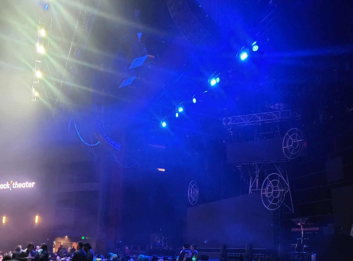 cloud 🧡 𓆝 𓆟 𓆞💙 tweet media