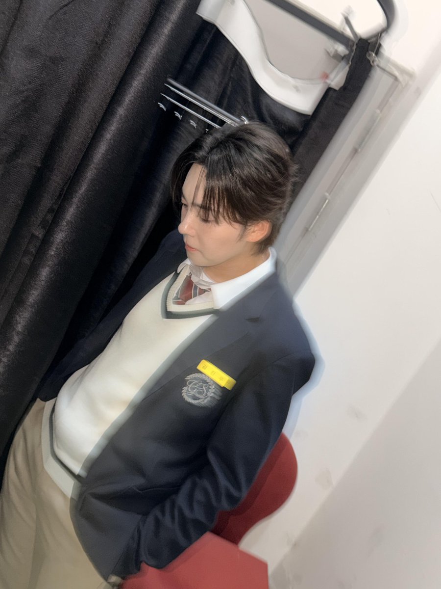jinulove3's tweet photo. JINU'S xhs
上海❤️✌️ https://t.co/c3HWDH33jn 
#김진우 #JINU #위너 #WINNER @official_jinu_ @yginnercircle @yg_winnercity https://t.co/npoB9fNhr5