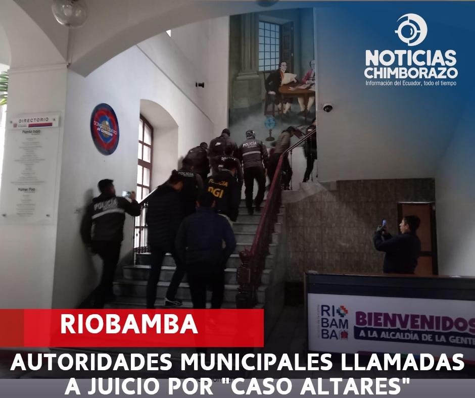 notichimborazo's tweet photo. #CasoAltares #Riobamba 
Autoridades de @MuniRiobamba llamadas a juicio por presunta asociación ilícita. Aquí más detalles: https://t.co/oG4VrUVzQV https://t.co/t5Neiz4eGU