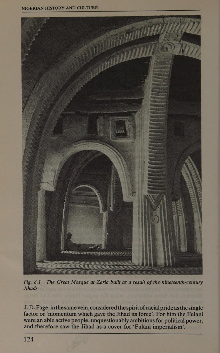 Africanistkemte's tweet photo. The Friday Mosque of Zaria shows the sophistication of Hausa architecture in northern Nigeria. Built in the mid-19th century by the famous Hausa master builder Mallam Mika’ilu / Babban Gwani, its interior used massive earthen piers, ribbed arches, domes, and carved geometric decoration to create a powerful sacred space.
