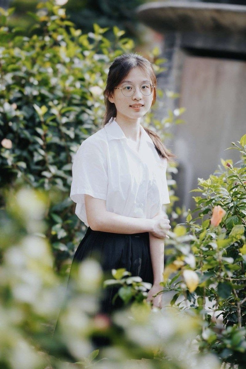 lvdie552's tweet photo. 投稿女高女友，陈庭萱，164/50/B，女高，外表清纯却反差，有在他的学校厕所和楼梯间做过，希望大家评论的狠一点我会看哈哈，很珍惜她却又想看她被辱骂和意淫
点赞过30分享反差照片 https://t.co/5X1KQoirBF