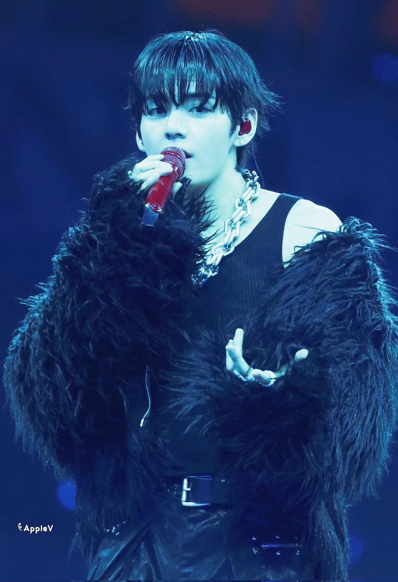 APPLE_V_KR's tweet image. ♡
260426
ARIRANG TOUR in TEMPA DAY2 프리뷰
태형이 흑조대써ㅠㅠ
옛날생각나구 너무 감동적💦💞

#taehyung #BTSV #BTS
#BTS_ARIRANG_TOUR_TEMPA
💜