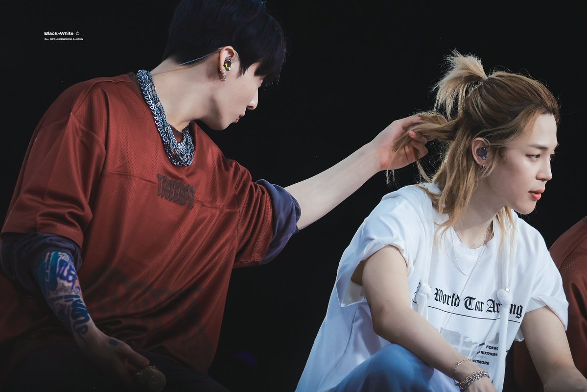 BLACK N WHITE tweet media