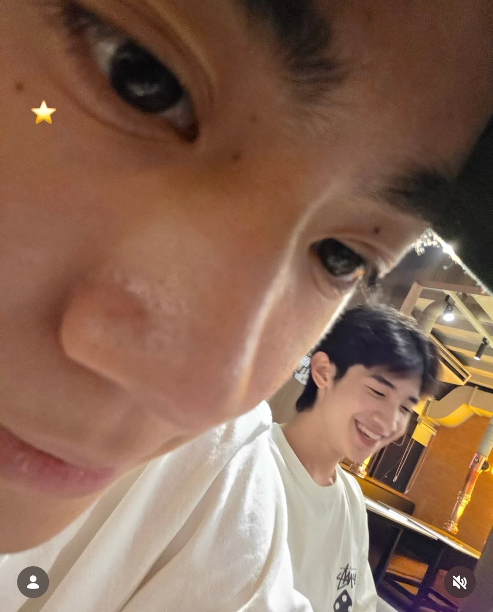 janesleepalltime tweet media