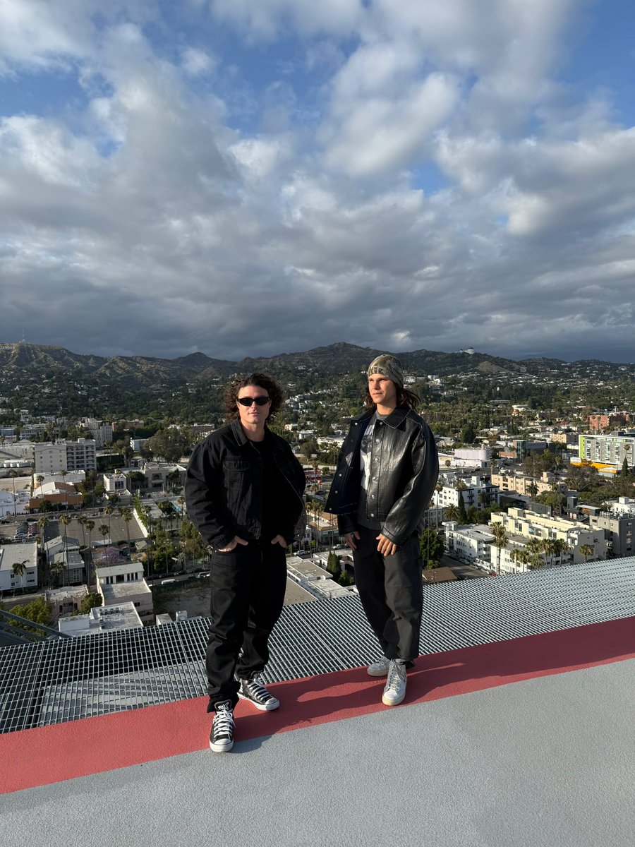 DVBBS tweet media