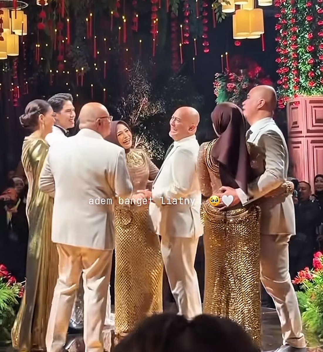 elzgatza tweet media