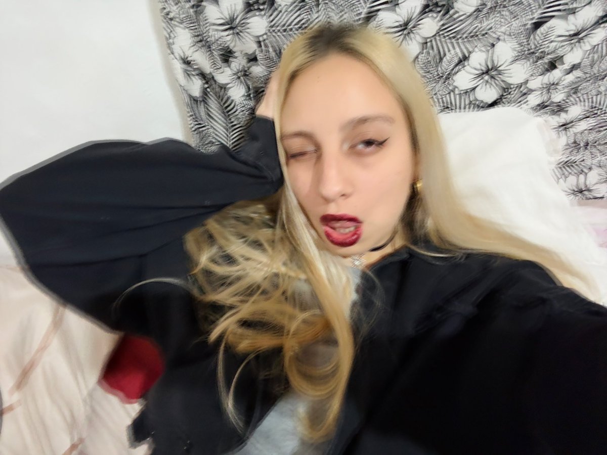 mar ୭̥ tweet media