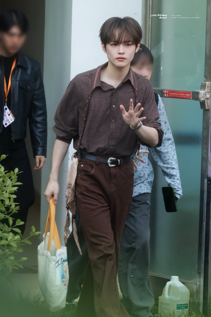 𝐒𝐭𝐫𝐚𝐰𝐛𝐞𝐫𝐫𝐲𝐂𝐡𝐞𝐞𝐬𝐞. tweet media