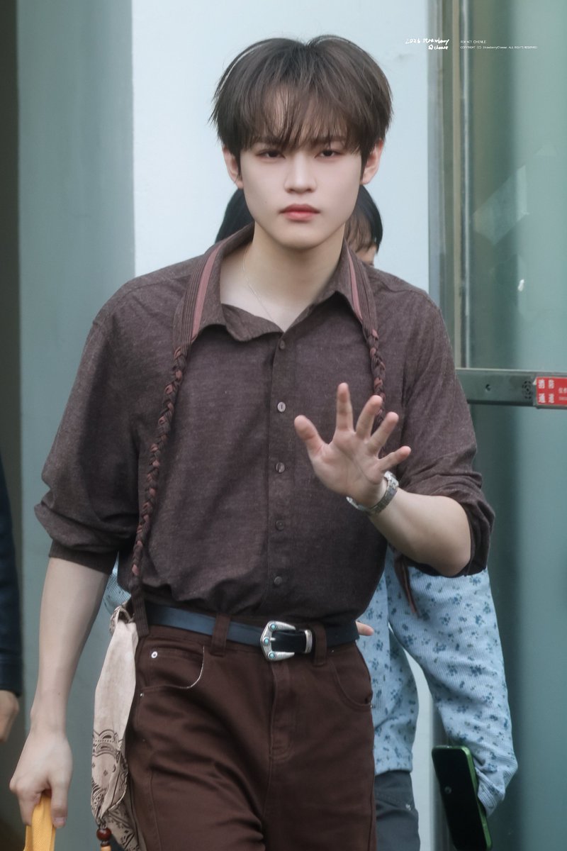 𝐒𝐭𝐫𝐚𝐰𝐛𝐞𝐫𝐫𝐲𝐂𝐡𝐞𝐞𝐬𝐞. tweet media