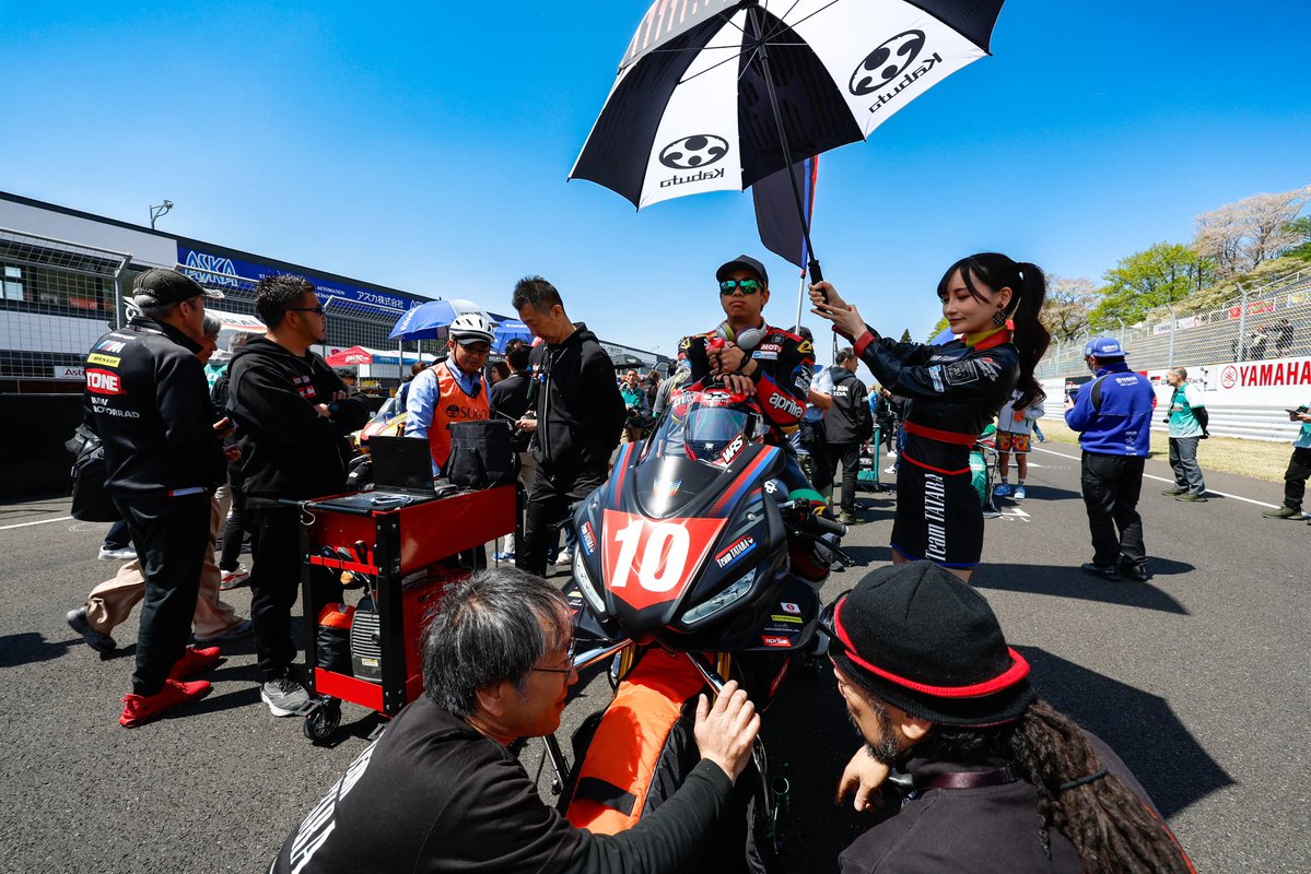 Ruka_and_Dan's tweet image. Race P8
悔しいです。
#kabuto #f17 #rsタイチ #xpd 
#teamTATARAaprilia