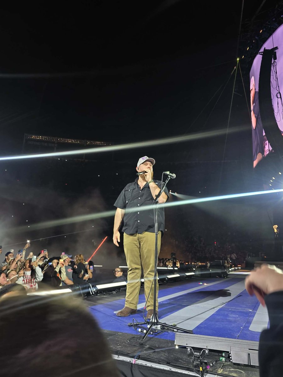 MissCle216's tweet photo. Went to @MorganWallen concert with floor seats last summer and went to @lukecombs with floor seats yesterday

I would 103984746283 times over and over pick a @lukecombs concert! THAT WAS AMAZING! https://t.co/cZcrvqFJ91