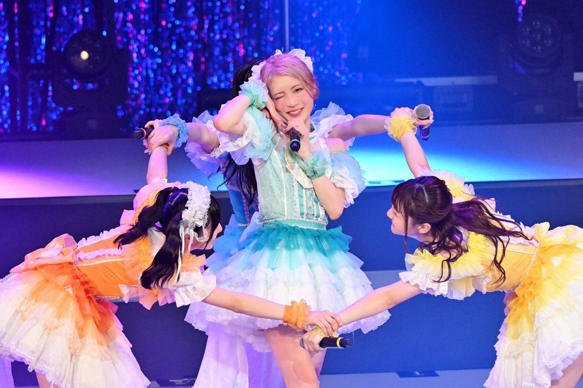 Lin Tokyo様 LinQ16年目のスタート！！！ 15周年ライブでファンのみんなが見せて