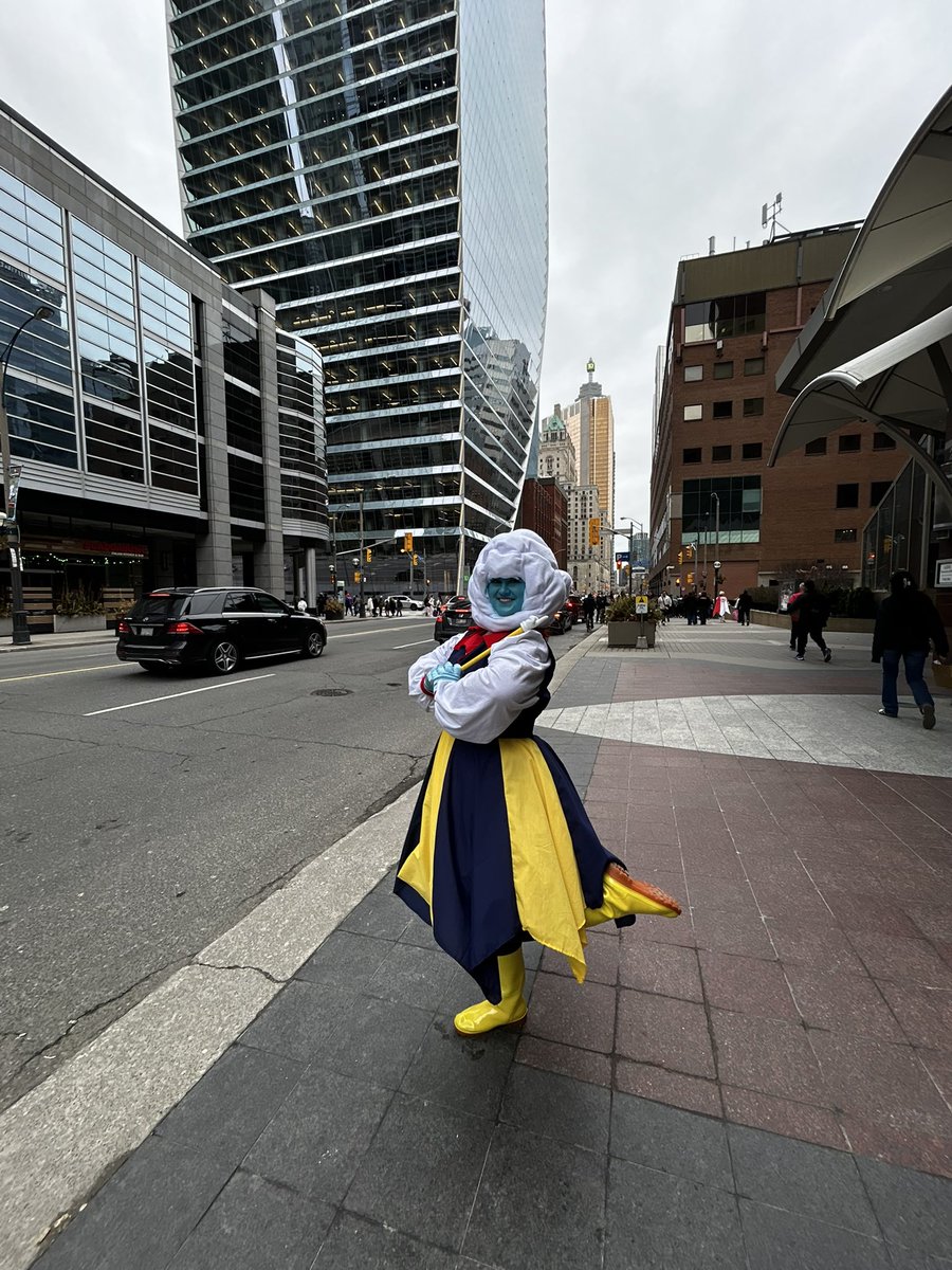 elephant_sox's tweet photo. realised i never posted my elnina cosplay, photos are ass but im pretty proud of this one :) https://t.co/aHo5rcOtGK