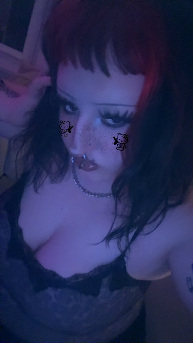 𝔳𝔞𝔪𝔭𝔦𝔯𝔞 𝔬𝔣 𝔱𝔥𝔢 𝔫𝔦𝔱𝔢 🔪🔮🦇 tweet media