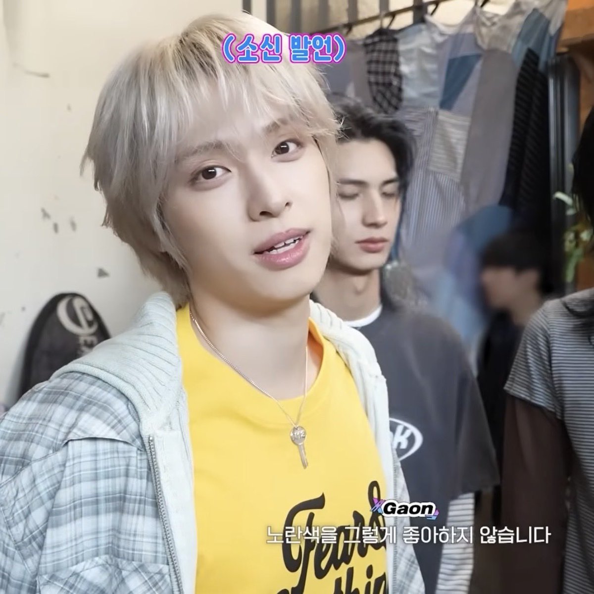 몰름이 tweet media