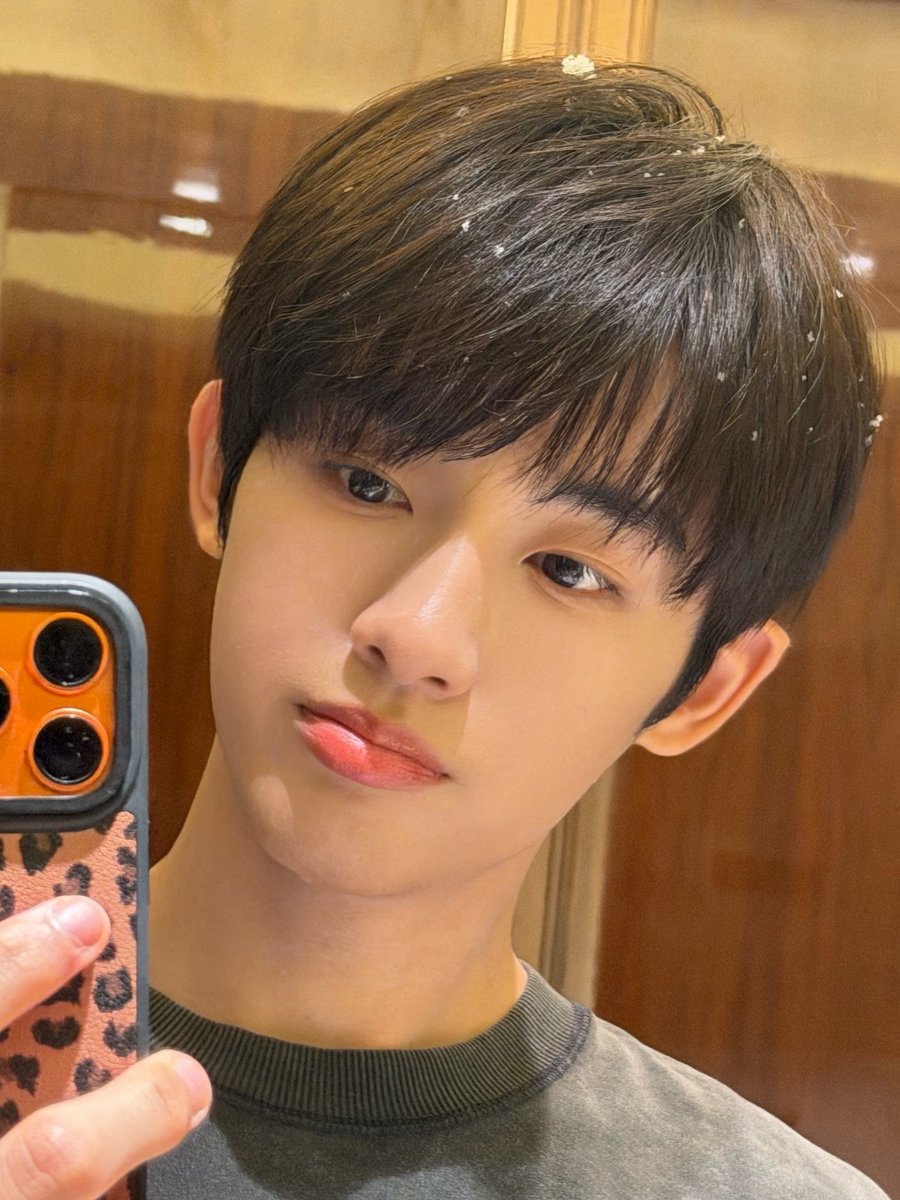 Let's WINWIN tweet media