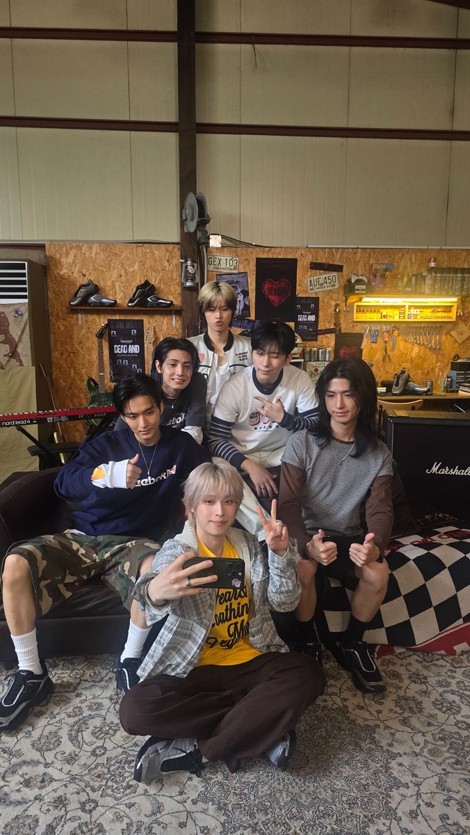 Xdinary Heroes tweet media