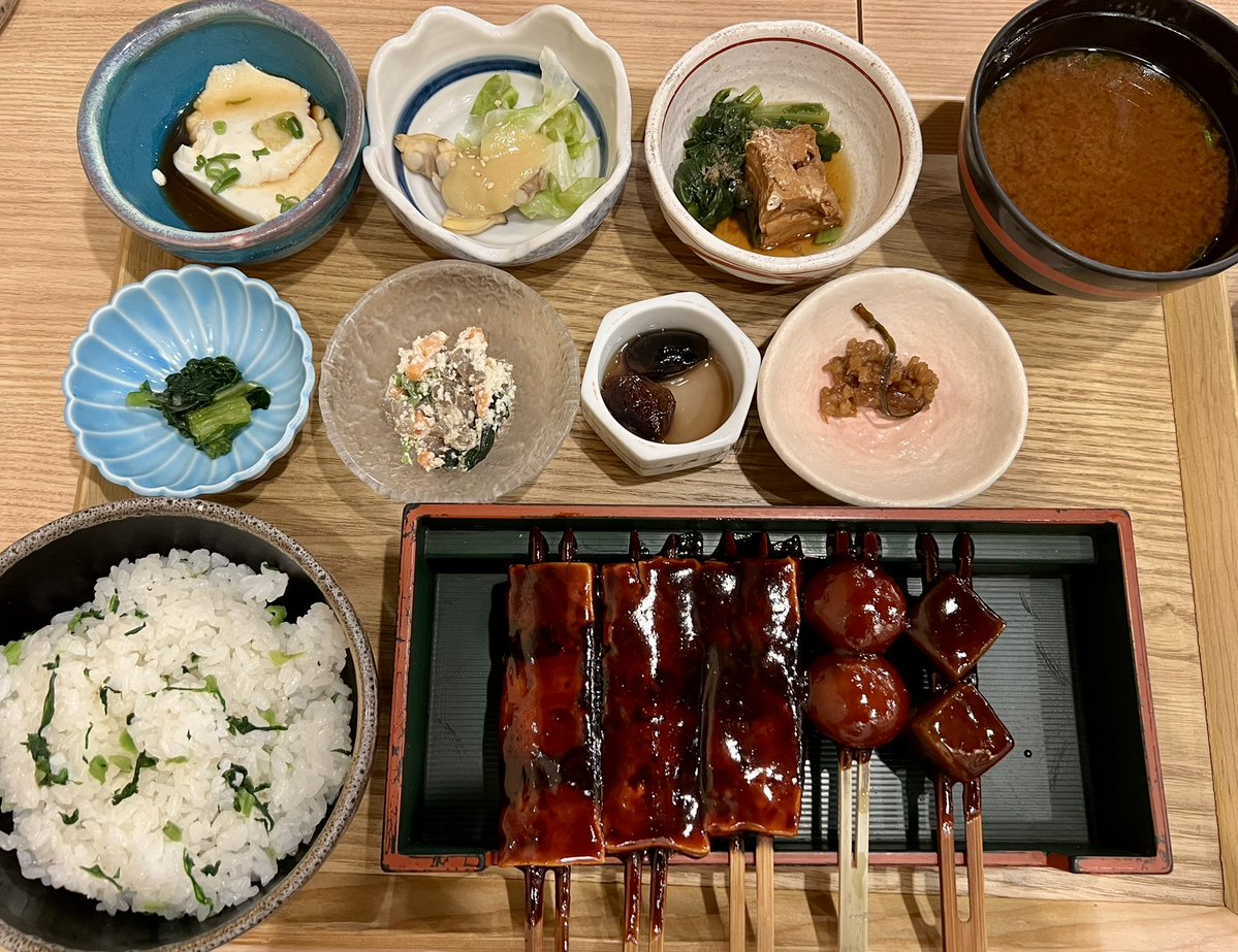 𝕣𝕠𝕤𝕖𝟜 𝕡𝕣𝕚𝕟𝕔𝕖𝕤𝕤 tweet media