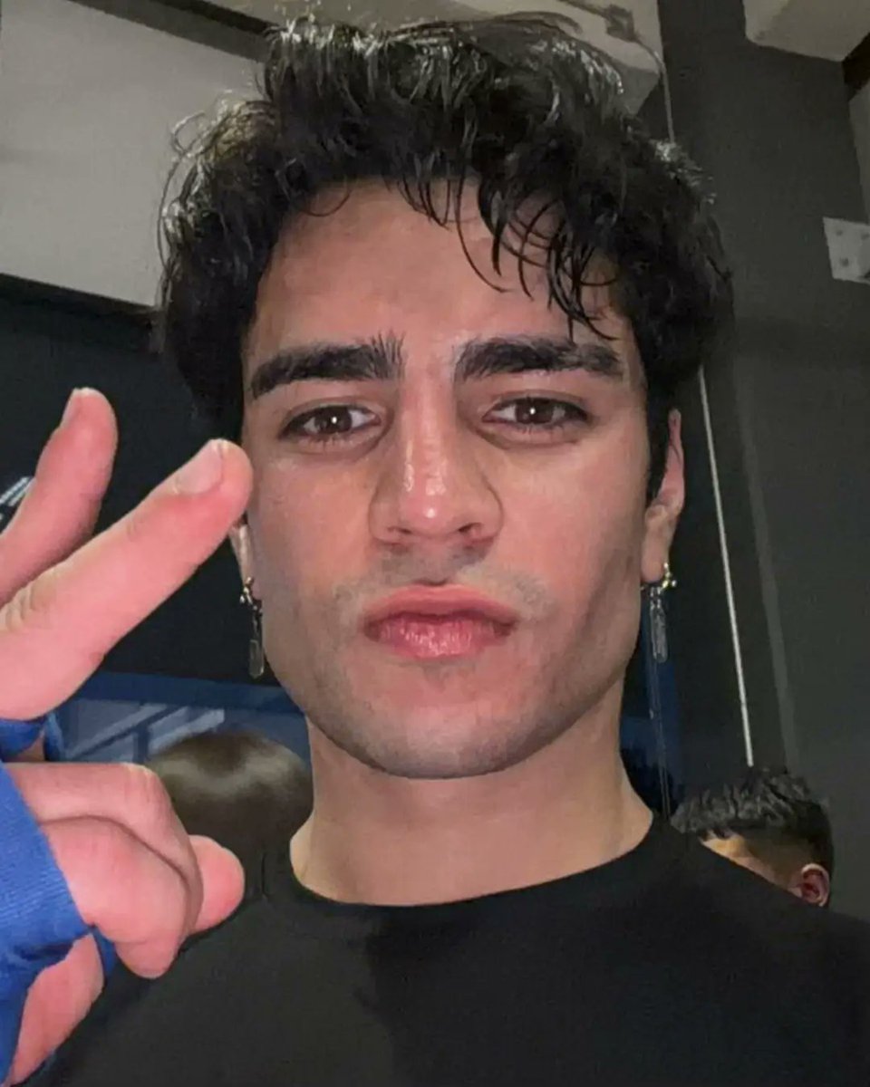 Katt 🐛 💍 tweet media