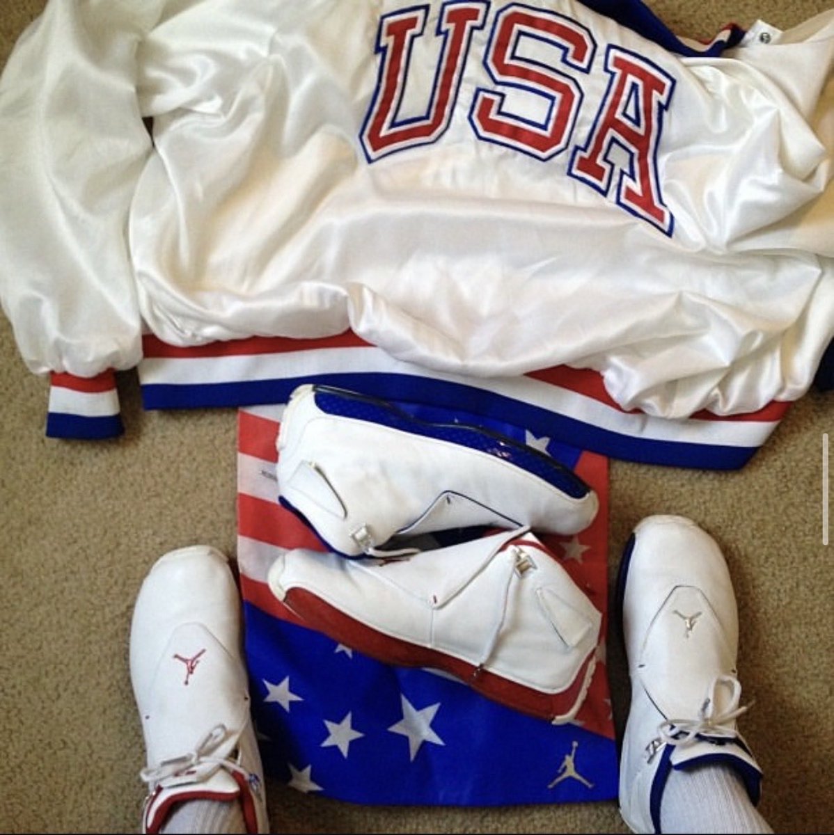 superfly_zuu's tweet photo. @zSneakerHeadz Yup https://t.co/ob9SA99LL9
