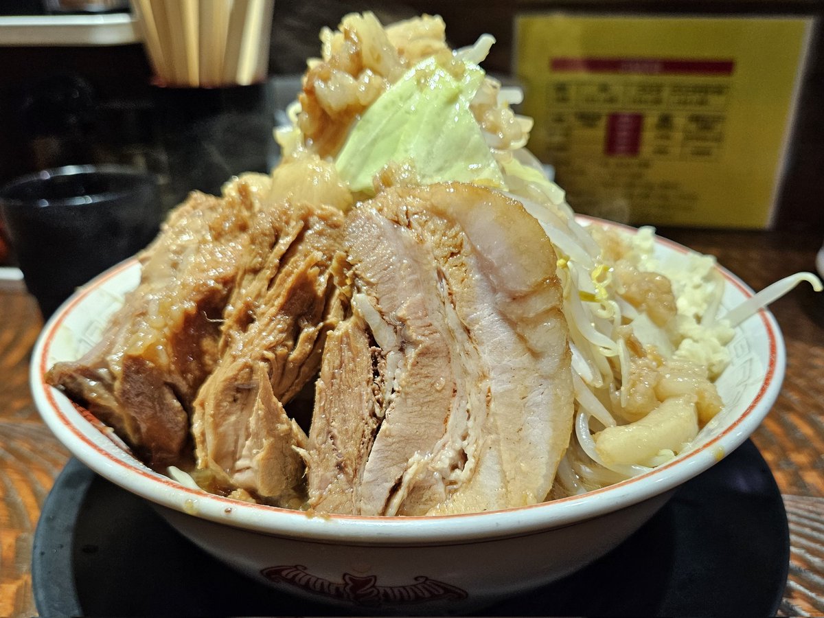 ドヘ山 tweet media