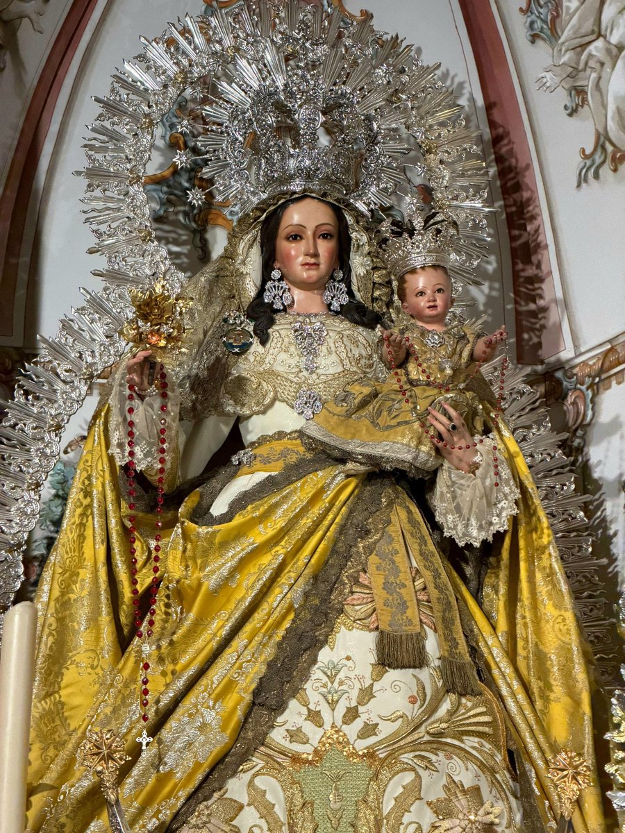 JuancriJurado's tweet photo. Hoy es 27...

#remedios #gloriadelamismagloria 

 📷: vía @LosRemediosMLG https://t.co/EDXE3TV3TS
