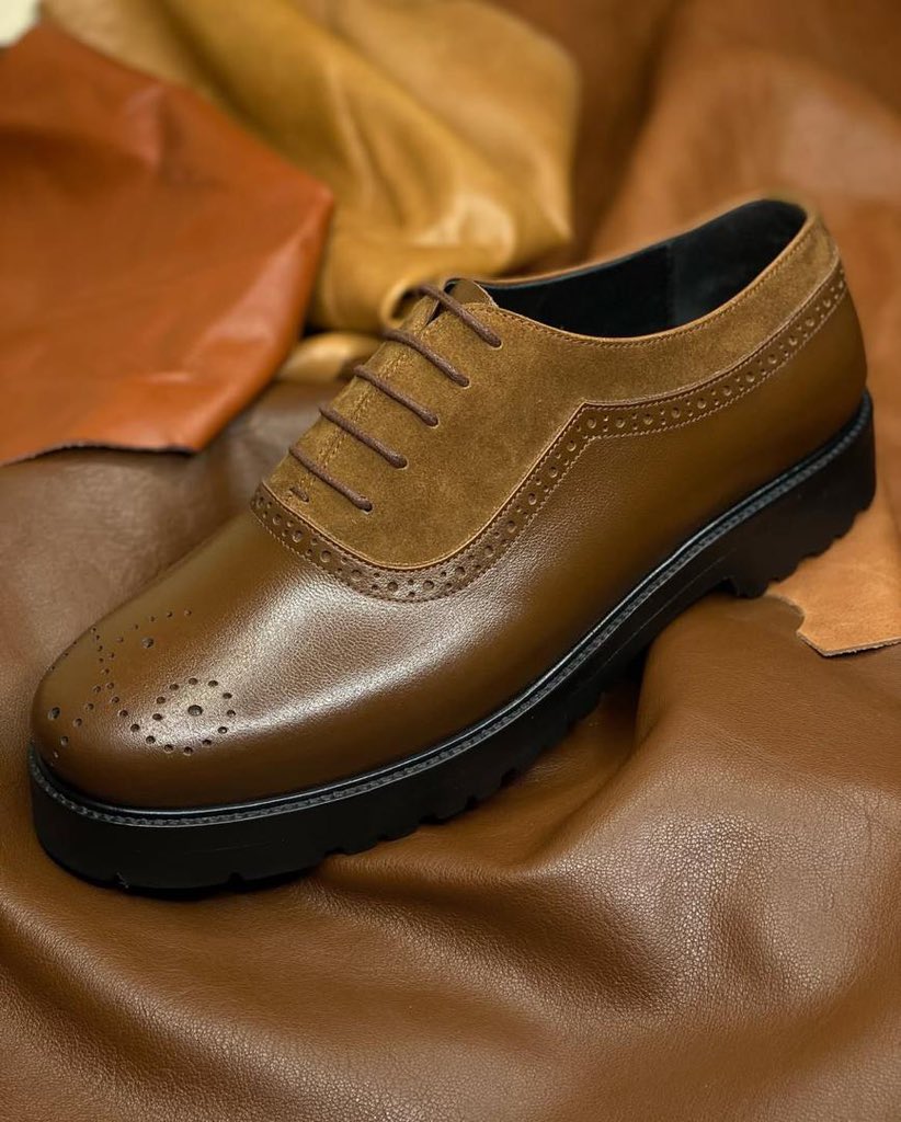 EMEKA|Crystal_Footiez👞 tweet media