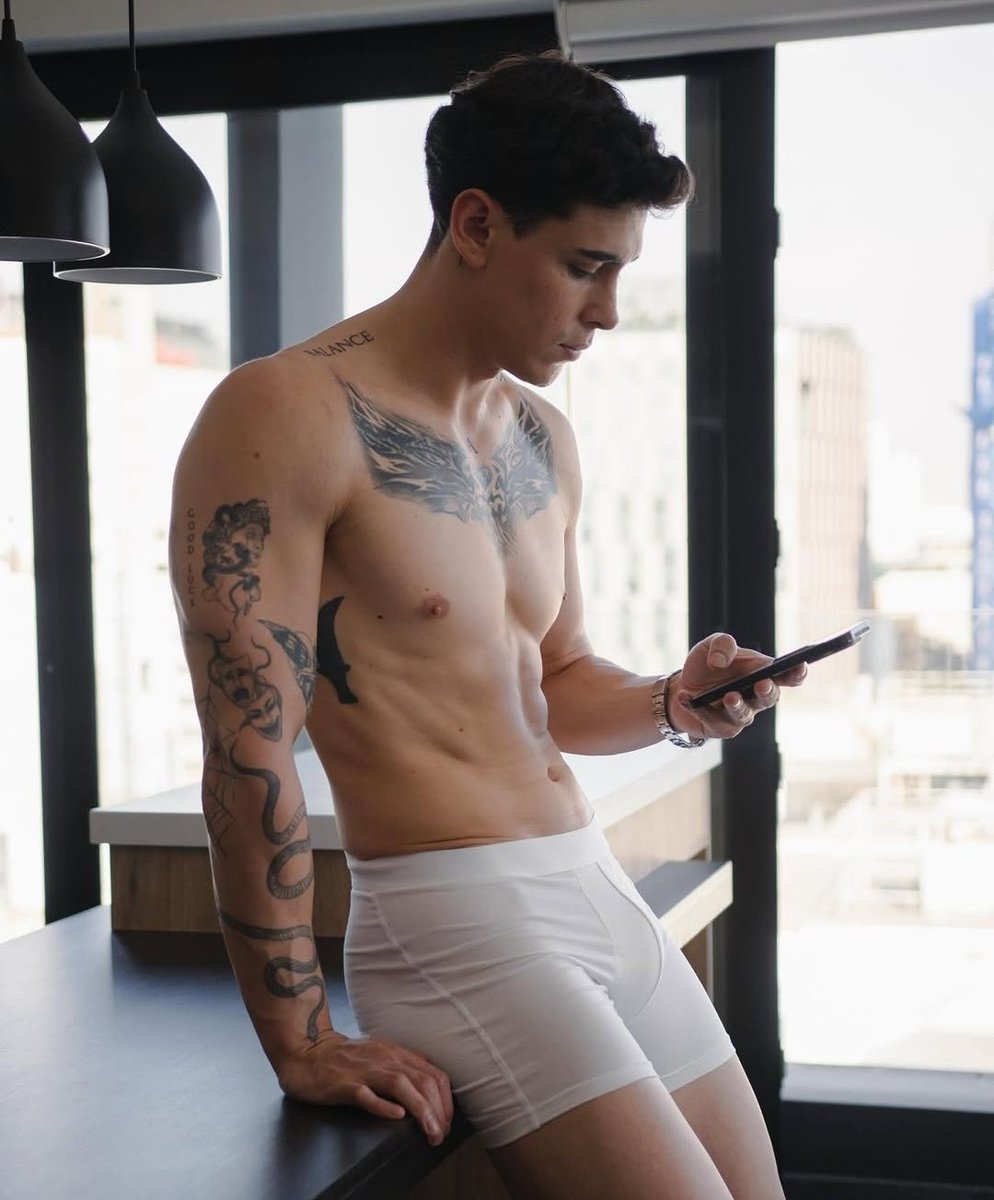 OSWALSANTANA's tweet image. Airton Vargas 
#MrGlobal #Peru