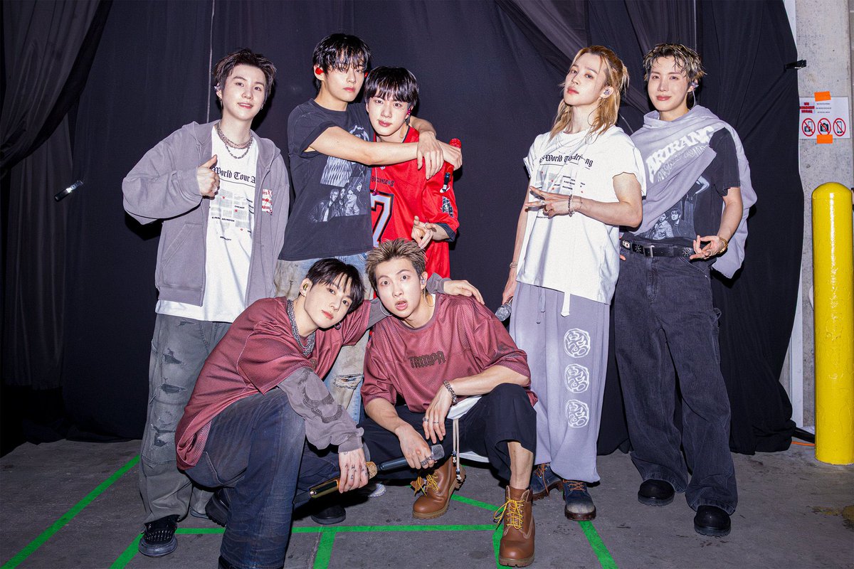 vale ៹ VAI VER O BTS tweet media