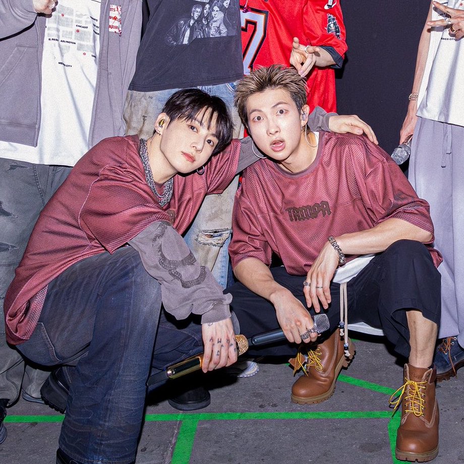 BTS ㅇㄴㄹ 오늘 写真集 Post by はお🐨ྀི ⒶⓇⒾⓇⒶⓃⒼ 🅐🅡🅘🅡🅐🅝🅖 on X: 🫂