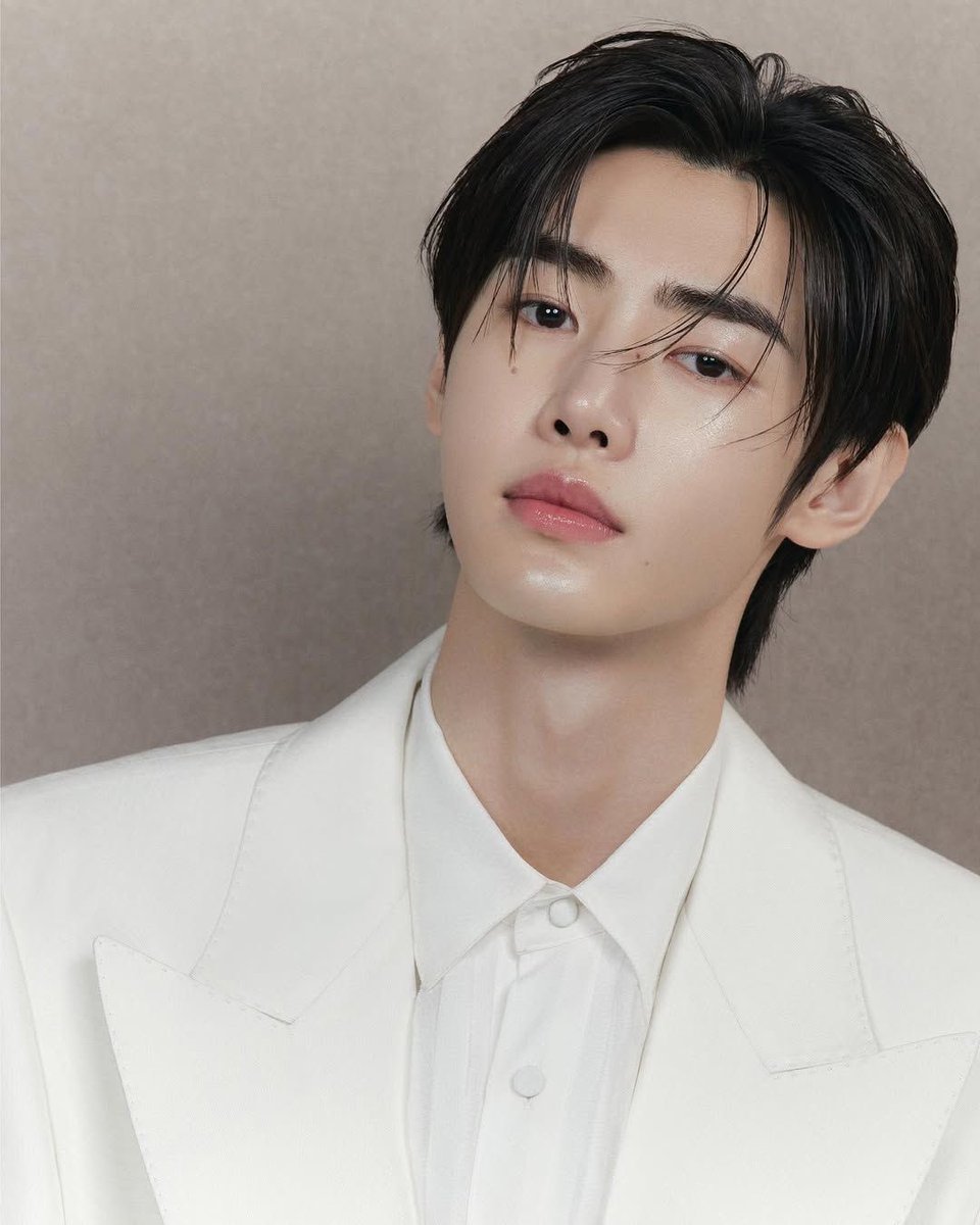 evan pilled 🍅 tweet media