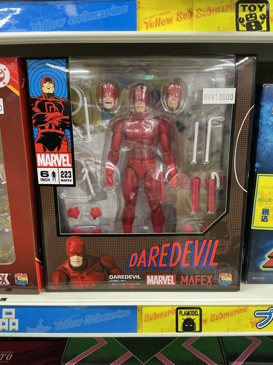商品情報】 「MAFEX デアデビル(comic Ver.)」 当店にて販売中です