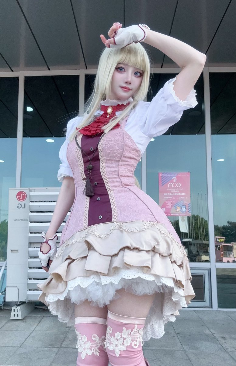 Nelly 耐莉 tweet media