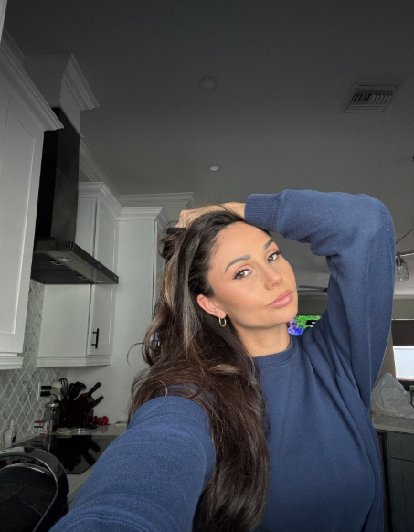 Ariana Marie ™ tweet media