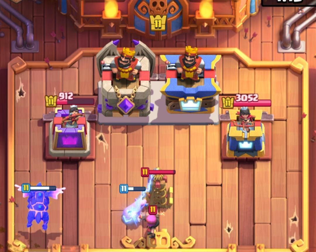 violaron a colidio en la casa de castaño tweet media