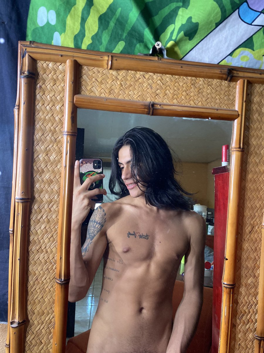 flako16_el's tweet photo. Hay de todo pase 😈 https://t.co/JhS3ldlg5f