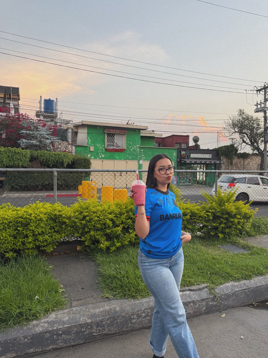 Gabriela 🎀 tweet media