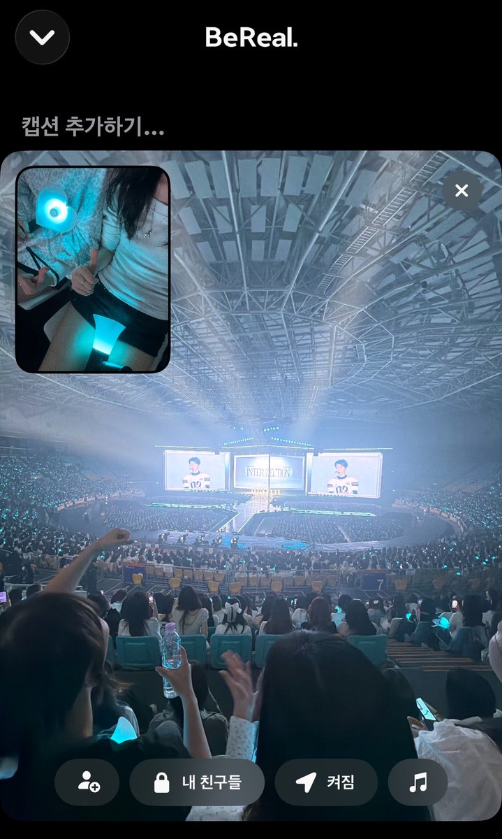 zyeoull's tweet photo. 너무 보고싶을때쯤 환히 웃으면서 다시 보자 진심으로 너무 사랑해 고마워 https://t.co/vw776TOJ1i