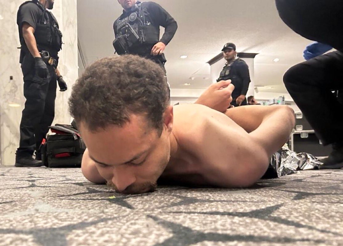 Covfefe Anon tweet media