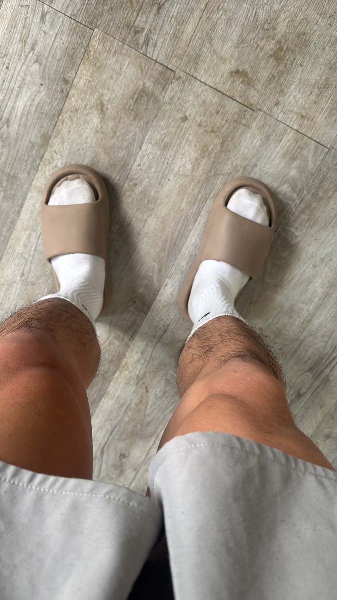 單親水電師傅 tweet media