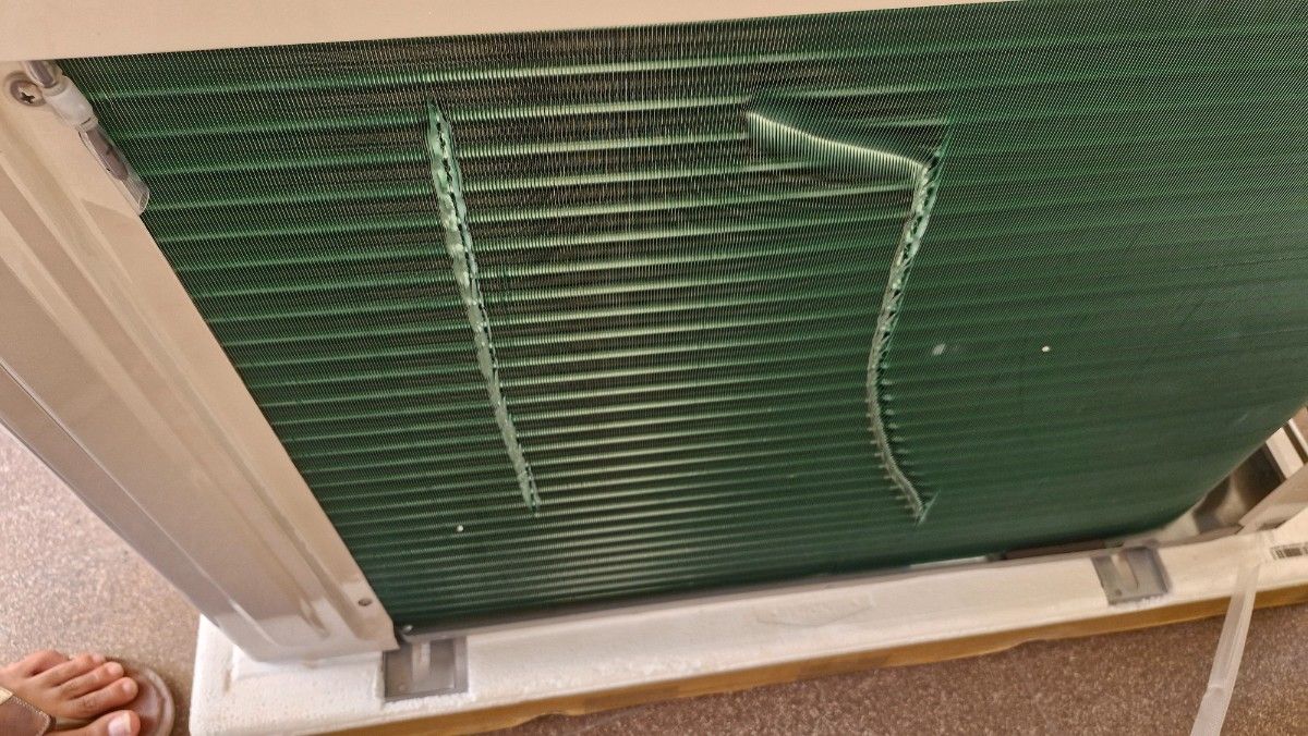 PARTHPATEL7634's tweet image. Don't trust @Flipkart! They delivered a damaged and incomplete AC unit.

@flipkartsupport is even lying about trying to call me - I haven't received any calls or missed calls from @flipkartsupport.

#Flipkart #Delivery #Damage #Support #Fakekart

@_Kalyan_K
@jagograhakjago